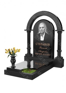 Памятник c аркой и колонами. Модель - КОЛ020