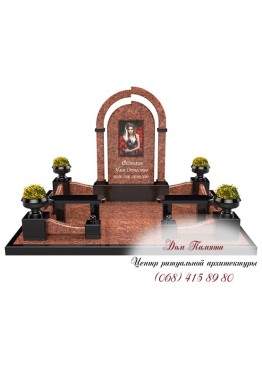 Мемориальный комплекс на могилу из гранита  - КОМП099